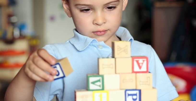 Otizmde Gerileme Nasıl Anlaşılır?