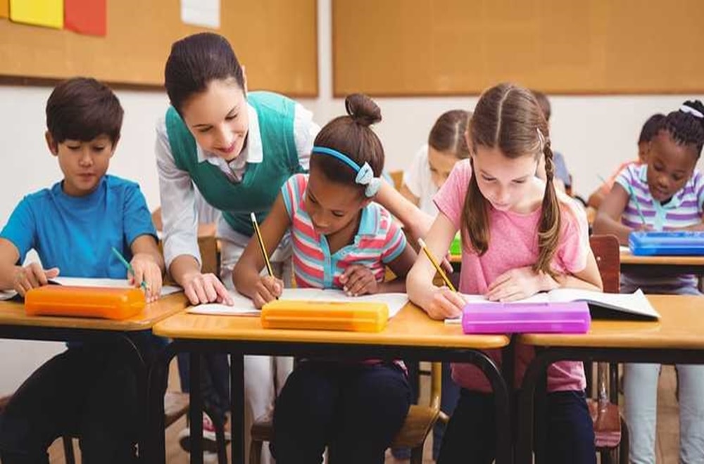 Dil ve Konuşma Bozukluğu Öğretmene Nasıl Açıklanır