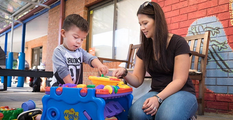 Eğlence ve Dinlenme Terapisi: Otizmli Çocuğunuzu Aktif Tutmanızı Sağlayacak Bir Kılavuz