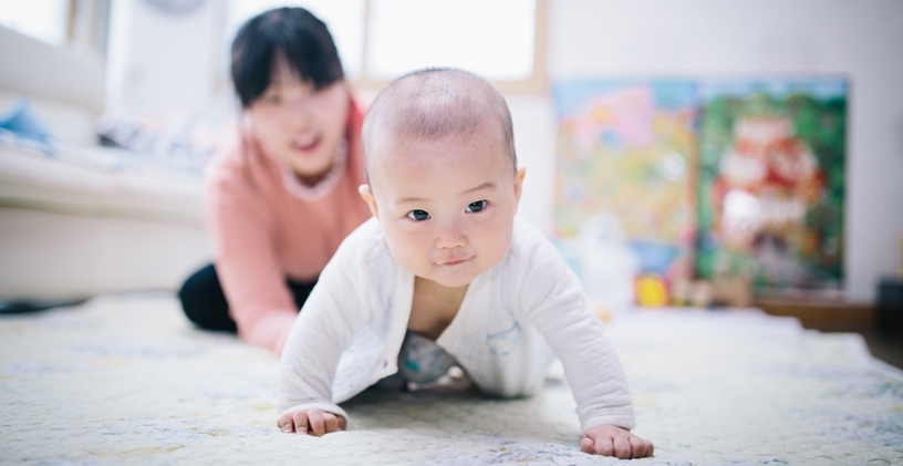 İlk Sesler ve İlk Kelimeler: Bebeğinizden Bu Dönemde Neler Beklemelisiniz?