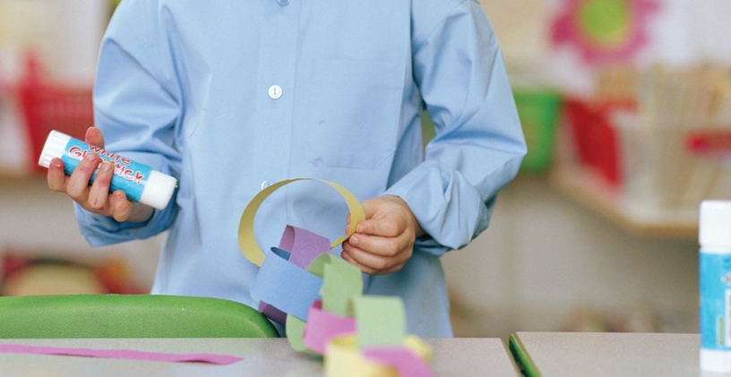 Dikkat Eksikliği Hiperaktivite Bozukluğu Olan Çocuklara Evde ve Okulda Yardımcı Olacak 4 İpucu