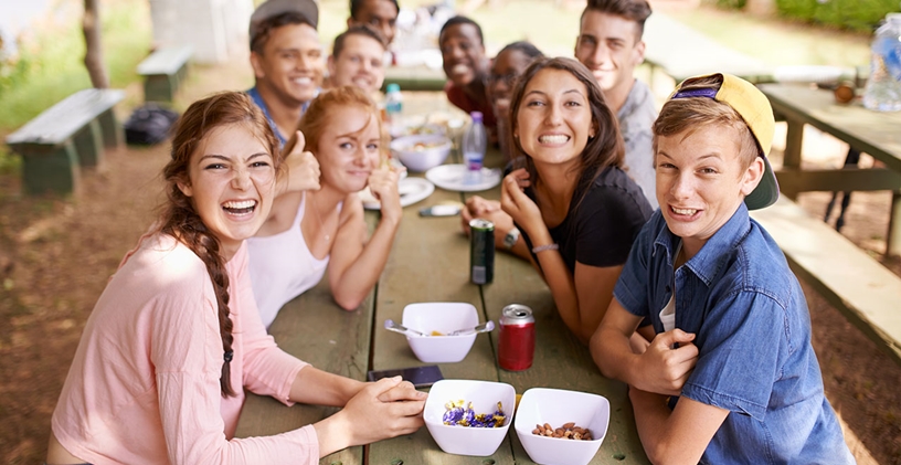 Gençlerin Topluma Bağlanmalarına Yardımcı Olmak