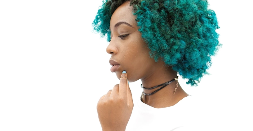 Bilim ve Psikolojiye Göre Yüzünüze Dokunmayı Neden Bırakamıyorsunuz?