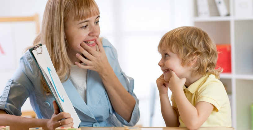 Gecikmiş Konuşması Olan Bir Çocuğa Yardım Etmek