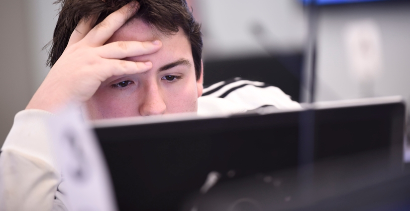 Siber Zorbalık Nasıl Ele Alınmalı?