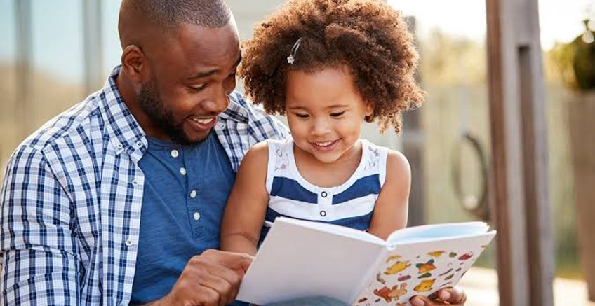 Çocuğunuzla Birlikte Kitap Okurken Yapmanız ve Yapmamanız Gerekenler