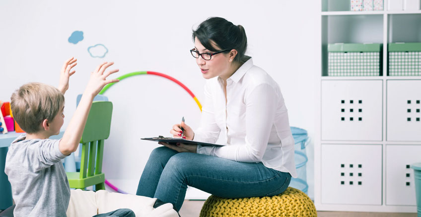 Konuşma Gecikmesi Otizmin Belirtisi Olabilir Mi?