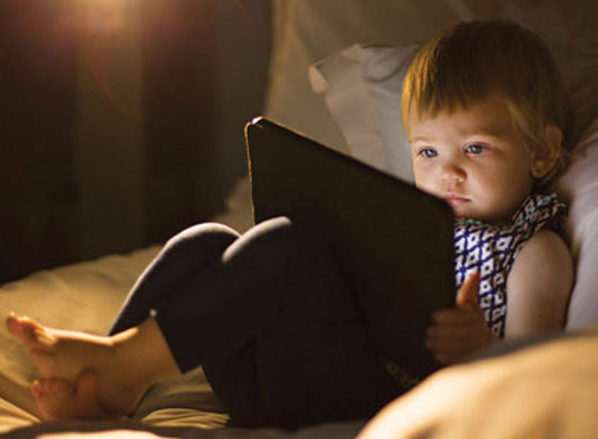 Dil Gelişimi Gecikmesi ve Teknolojik Cihazların Elde Kalma Süresi